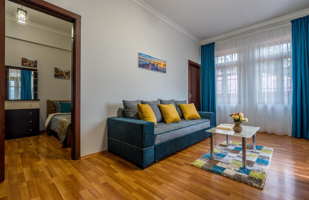 טביליסי Golden View Apartment מראה חיצוני תמונה