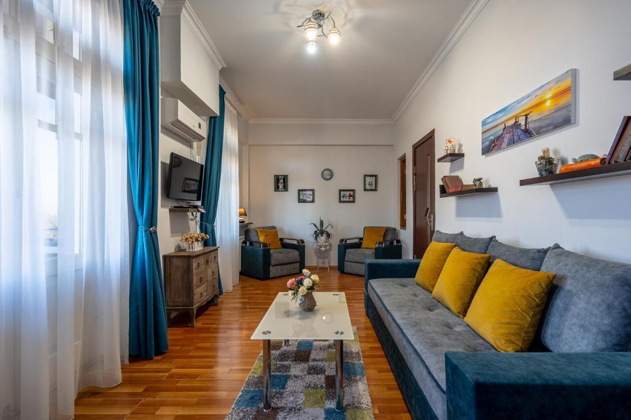 טביליסי Golden View Apartment מראה חיצוני תמונה