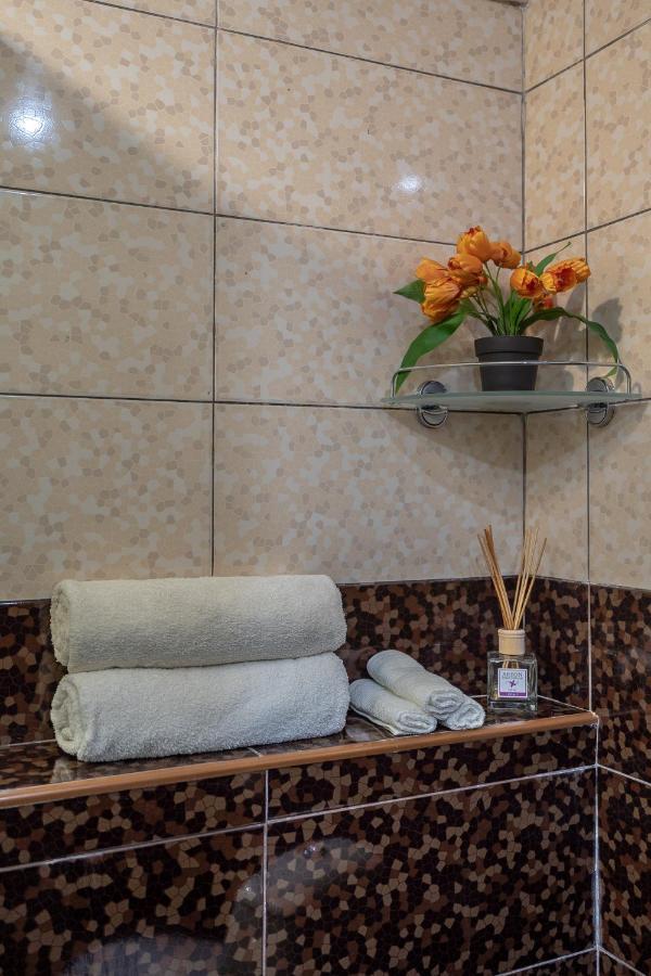 טביליסי Golden View Apartment מראה חיצוני תמונה