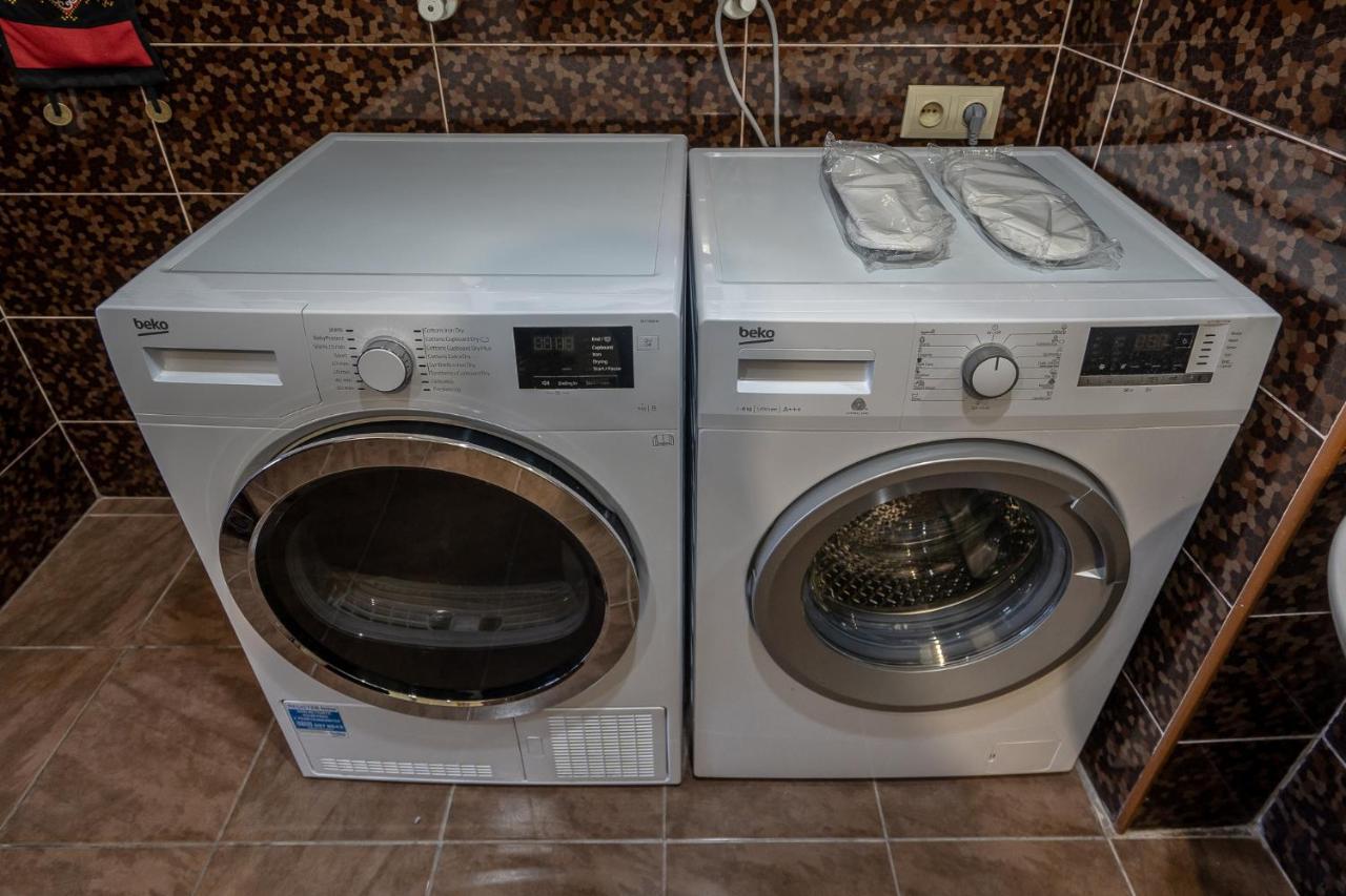 טביליסי Golden View Apartment מראה חיצוני תמונה